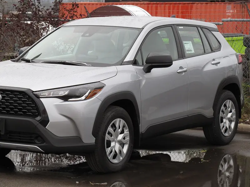 2024 Toyota Corolla Cross, side
